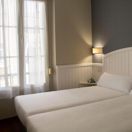 Alda Miramar Rooms Gijón Exteriör bild