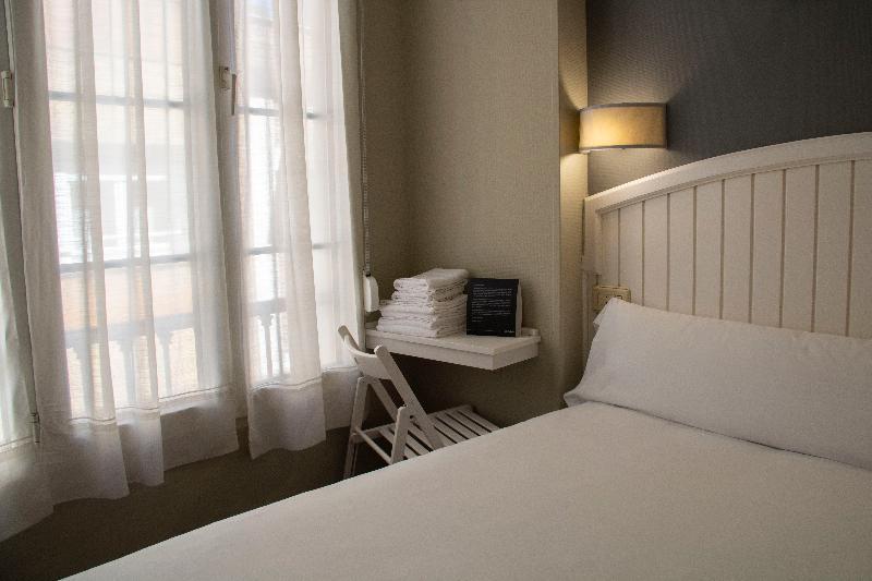 Alda Miramar Rooms Gijón Exteriör bild